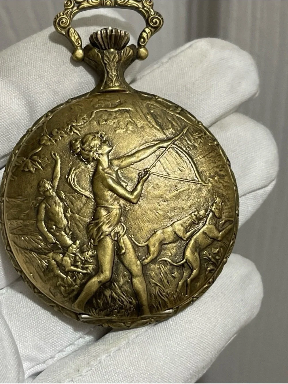 Vintage Sanford 17 Jewels Mechanical Pocket Watch Hunting Scene Swiss Made 1960s